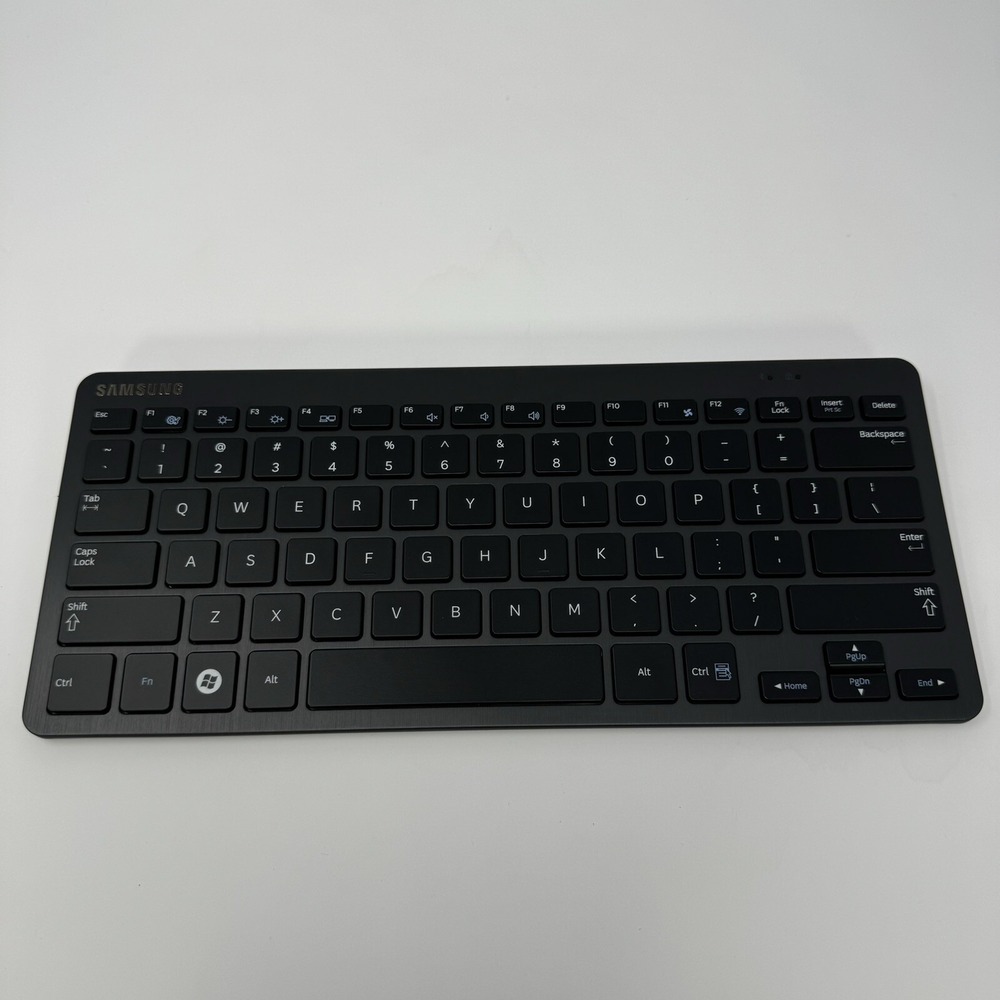 Samsung‎ AA-SK2NWBB AA-SK2NWBB/US Wireless Bluetooth Keyboard